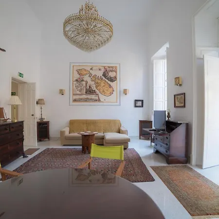 Chic With Roof Terrace Valletta