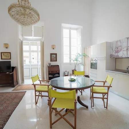 Chic With Roof Terrace * Valletta